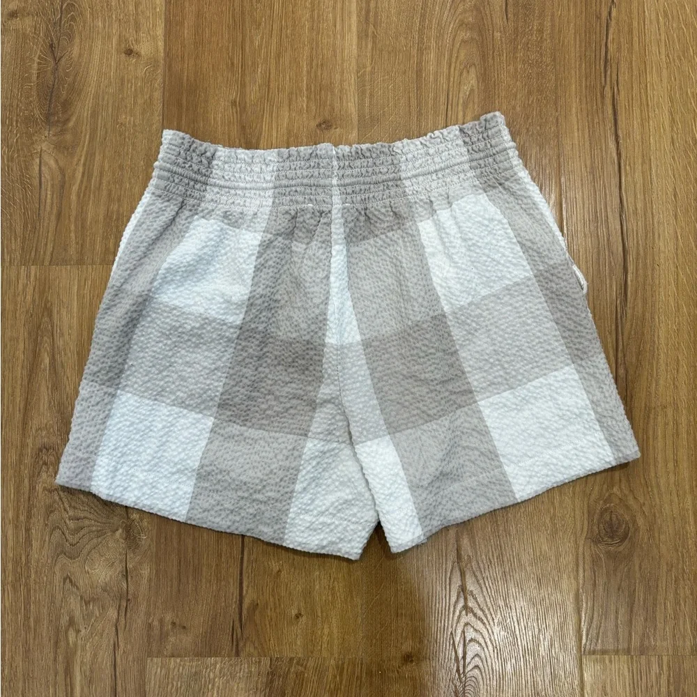 LOFT Lou & Grey Gingham Triple Cloth Shorts - Picture 4 of 5